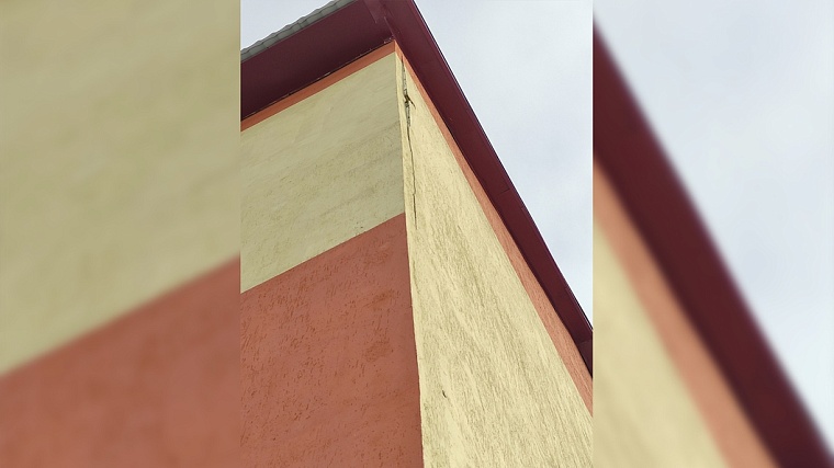 В Лабытнанги на новостройках появились трещины