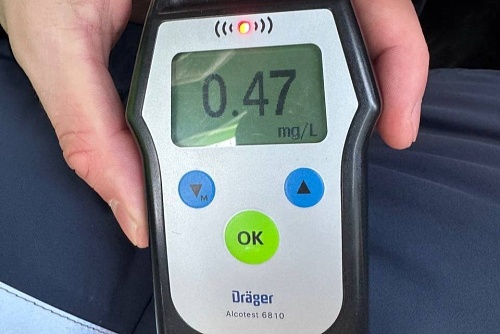 В Ишиме пьяный автомобилист вез ребенка в детский сад