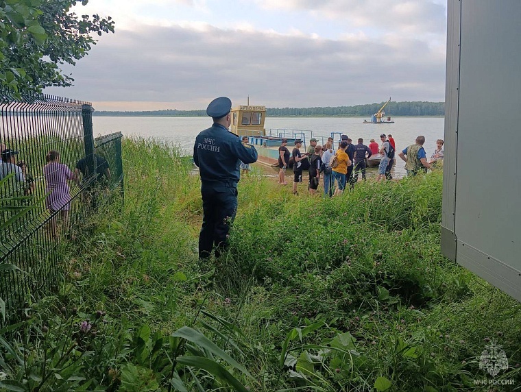 На озере Большой Тараскуль в Тюменском районе утонул мужчина