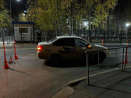 В Тюмени мужчина на учебном авто сбил школьницу