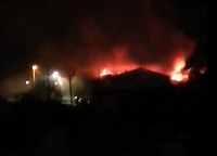 Загорелись надворные постройки: в поселке Московском произошел крупный пожар