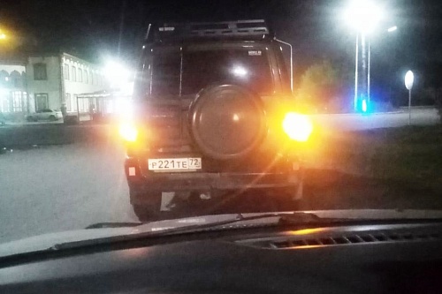 Тоболячка на "УАЗ Патриот" выпила пива и решила заправиться