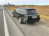 Женщина вылетела из автомобиля после столкновения с Subaru