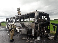 На трассе Тюмень - Курган сгорел пассажирский автобус