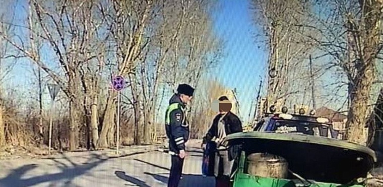 В Голышманово мать с сыном-подростком поехали сдавать металлолом: оштрафовали обоих