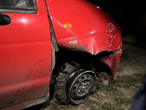 Трое молодых тюменцев преследовали и помогли задержать неадекватного водителя "Дэу Матиз"