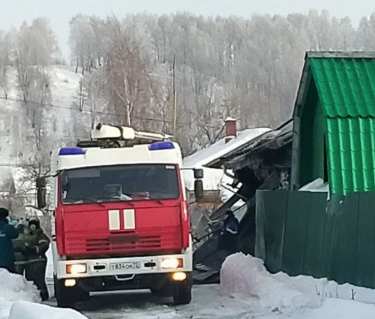 В Тобольске под горой горел частный дом