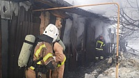 В селе Салаирка после пожара в жилом доме обнаружили тела двух погибших