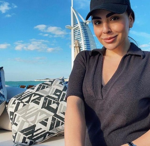 Фото похудевшей тюменской блогерши использовали для рекламы мошеннических курсов