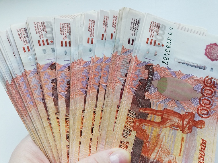 Новосибирская прокуратура взыскала с дроппера из Воронежа более 520 тысяч рублей