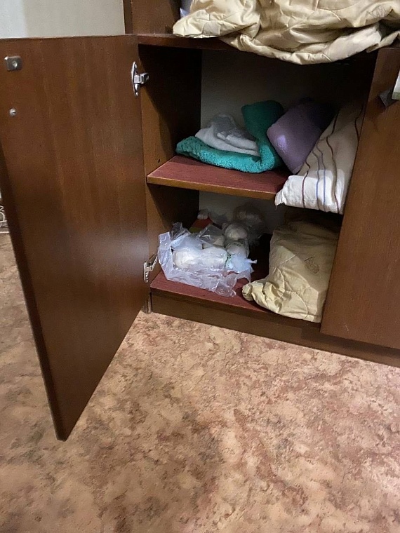 В Ноябрьске ФСБ пресекла продажу крупной партии синтетического наркотика