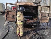 На трассе Тюмень - Ханты-Мансийск сгорел  «УАЗ»
