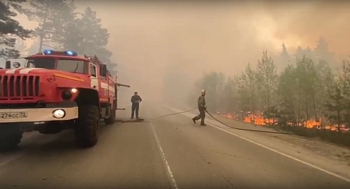 В СНТ "Солнышко" под Тюменью от пожара пострадали 25 домов