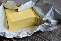 Тюменская «Эко-Ферма» продала сыр и масло неизвестного происхождения