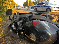В Тюмени погиб пассажир мотоцикла, который опрокинулся на ул. Республики