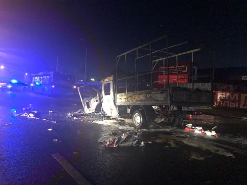 Трагедия в Тюмени: мужчина и женщина заживо сгорели в "Газели"