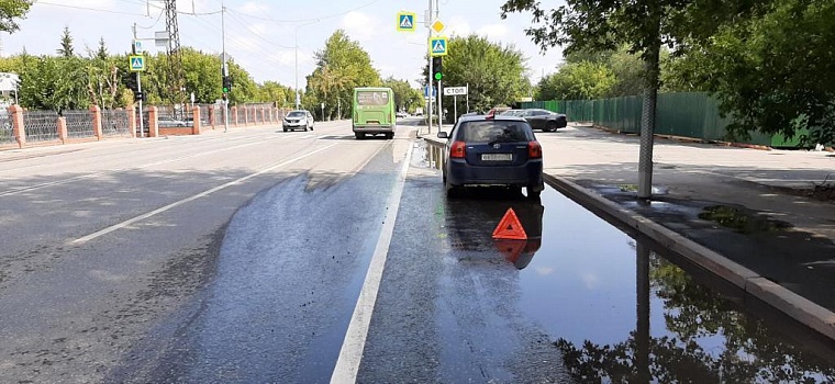 Автомобиль BMW перевернулся на улице Одесской