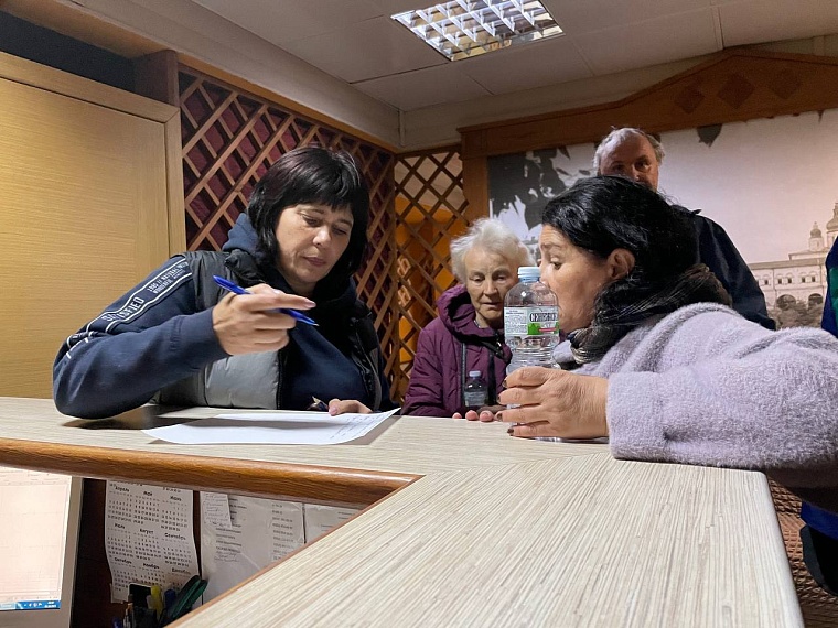 Большой пожар на Ремезова, 3 в Тобольске: вся информация к этому часу