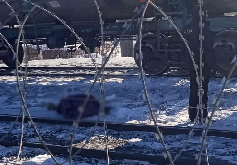 В Тюмени двое молодых людей погибли на железнодорожных путях