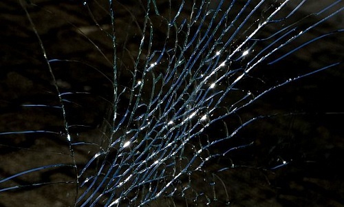 Тюменка разбила лицо в ночной аварии на ул. Протозанова