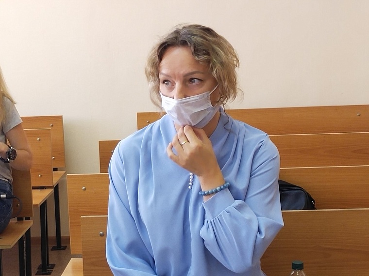 В Тюмени начался суд над женщиной, обвиняемой в краже у опекунов 5,2 млн рублей