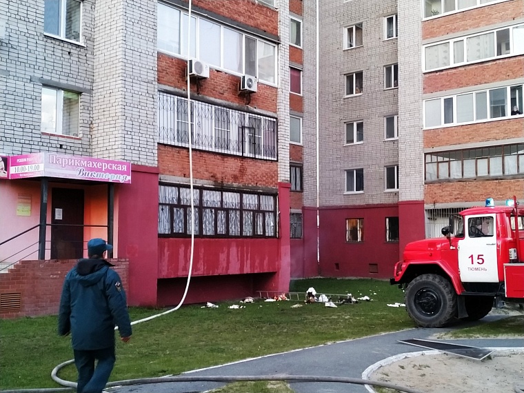 В высотке на улице 30 лет Победы загорелась квартира на 11-м этаже