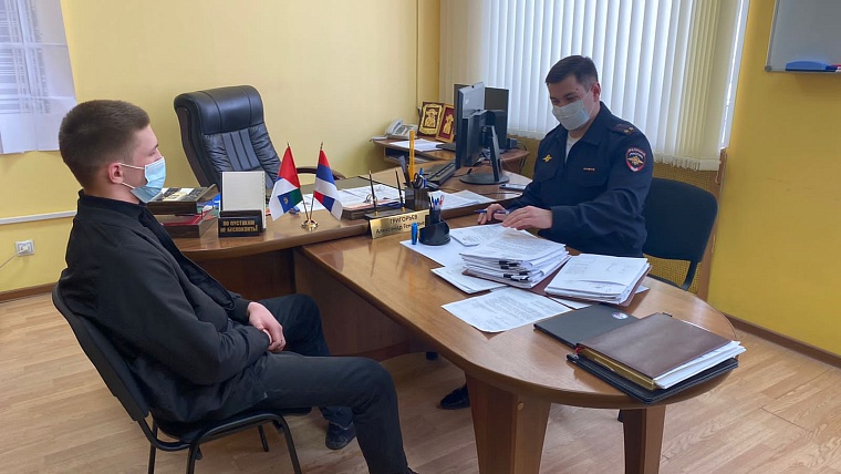 В Тюмени по горячим следам задержали водителя, скрывшегося с места наезда на школьника