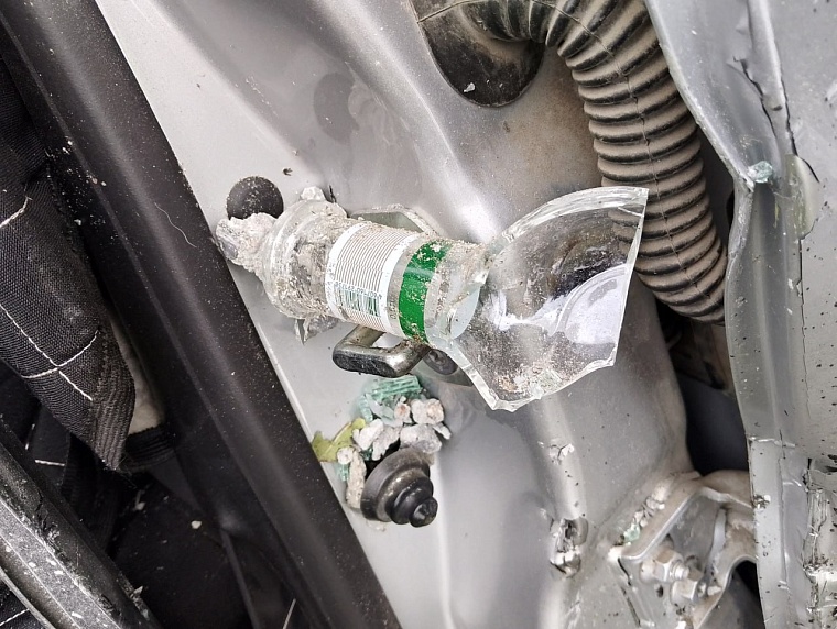 В Тюменском районе погиб водитель Renault Logan, врезавшись в столб