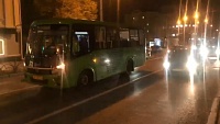 Двое детей получили травмы в тюменском автобусе