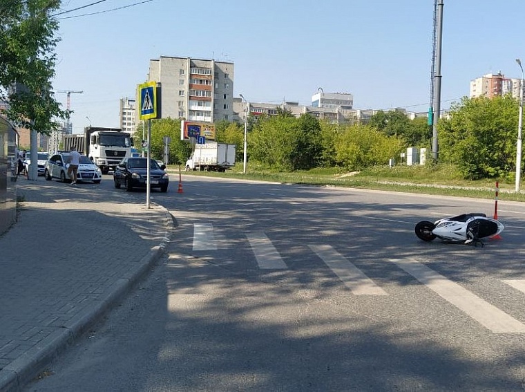 На Профсоюзной в Тюмени сбили скутериста