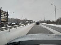На Московском тракте "Лексус" сбил двух водителей