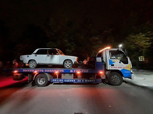 В Боровском у 11-классника эвакуировали автомобиль после первой поездки