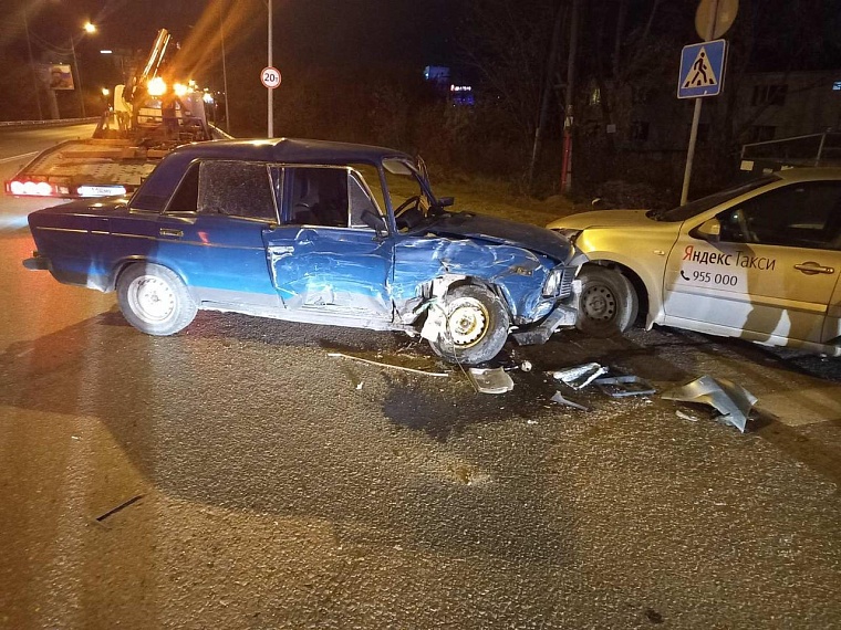 Обменял телефон на машину: трое тюменских подростков попали в ДТП