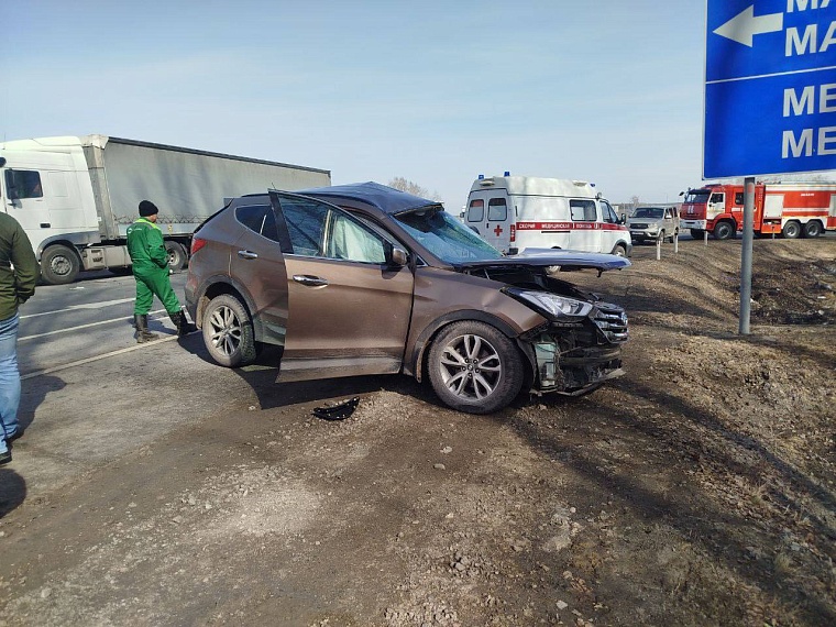 В Ишимском районе погиб 75-летний водитель «Хенде» после ДТП с грузовиком «Даф»