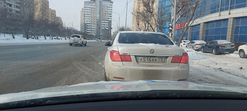Подарок ко дню рождения: в Тюмени задержали самого злостного неплательщика дорожных штрафов