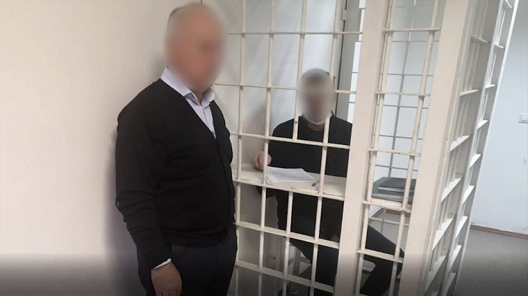 Бывшего главу ямальского дептранса обвиняют в получении 22 млн рублей взяткой