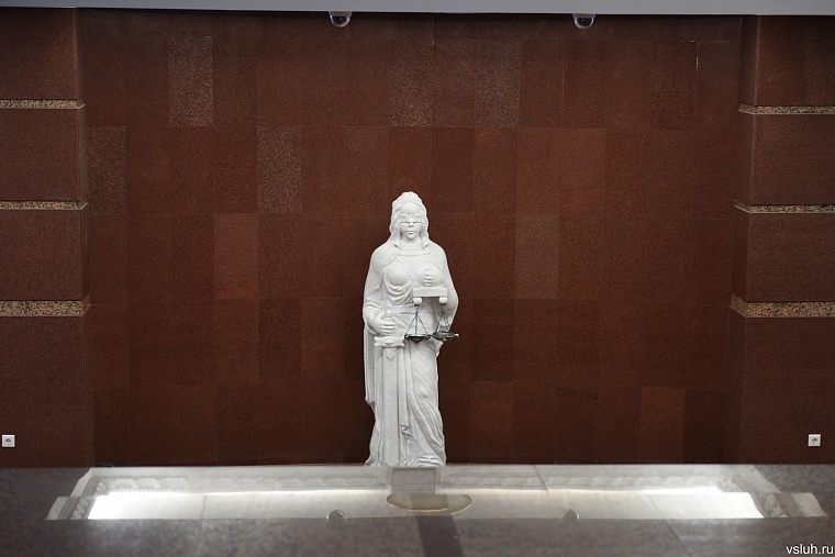 В Тюмени присяжные признали подсудимого виновным в создании банды и вымогательстве