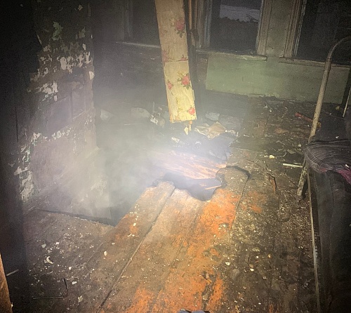 Пожилая женщина погибла во время пожара в Тюменской области