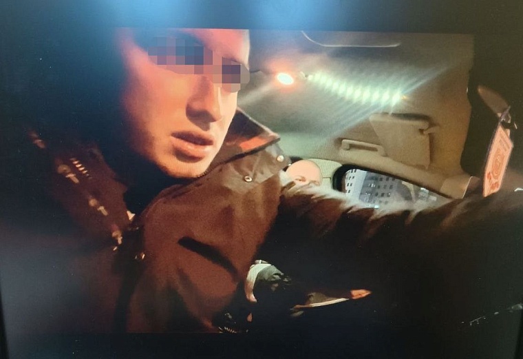 Пьяный водитель разбил четыре автомобиля в Тюмени