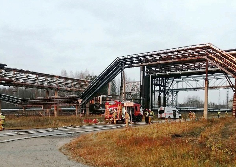 На «Тобольск-Нефтехиме» загорелась емкость с газом