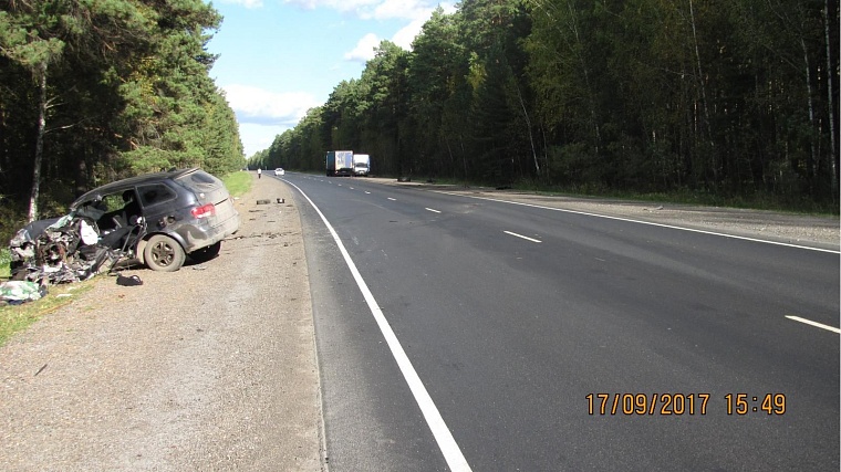 Водитель «Ссанг Йонг» погиб в столкновении с тягачом
