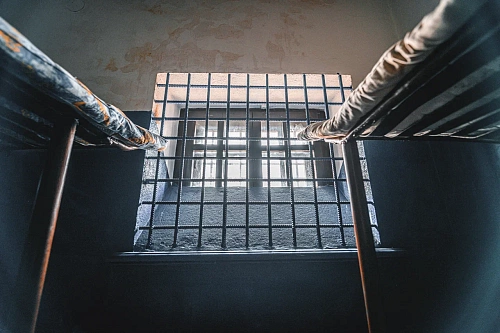 Тюменец мстил бывшей жене, показывая детям порнографию