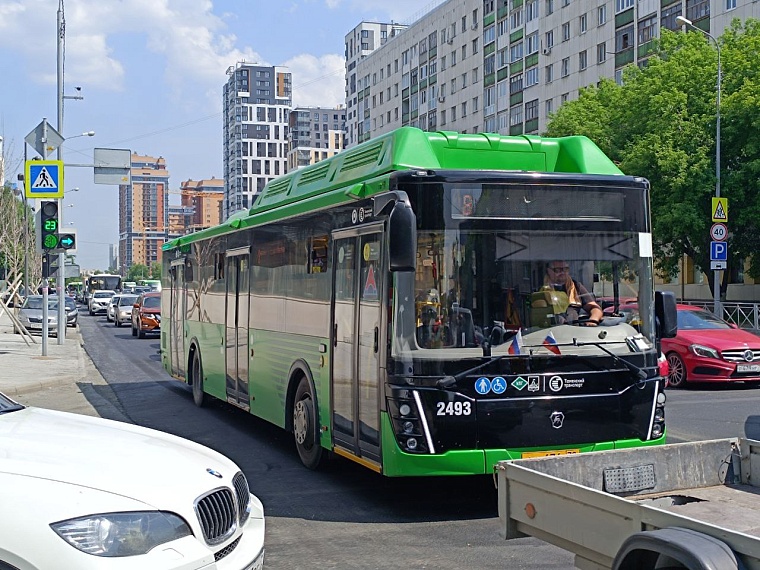 В Тюмени на фоне триатлона образовались большие дорожные пробки