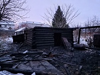 В крупном пожаре в Метелева пострадал дом тюменского поэта Владимира Богомякова