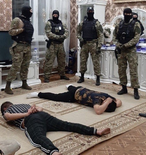 В Тюмени задержали с поличным преступную группу распространителей героина