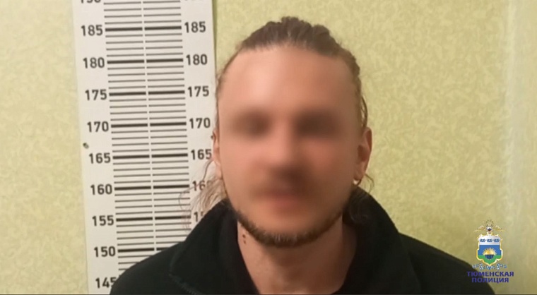 Из Москвы до Владивостока: в Тюменской области задержали курьера с 15 кг наркотиков