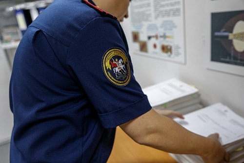 В Тюменской области мужчина проломил мальчику голову железной трубой