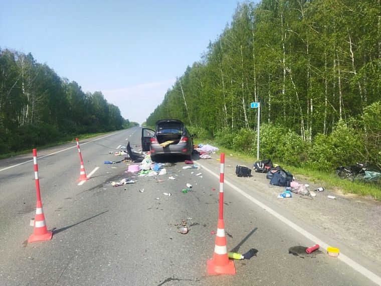 В ДТП под Тюменью погибло три человека