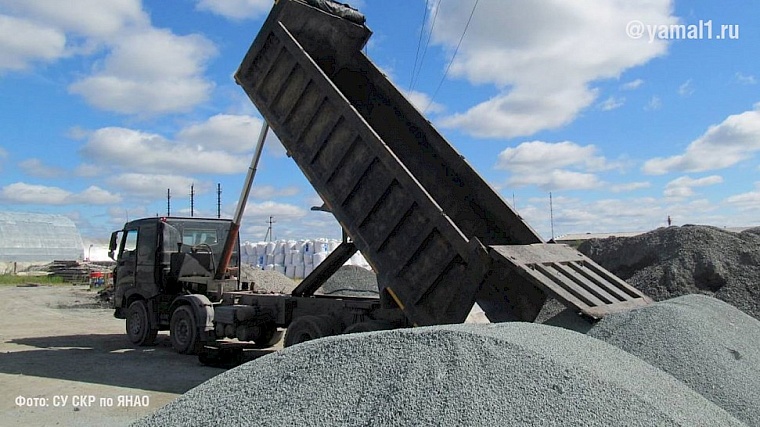 На Ямале молодой водитель погиб от удара током ЛЭП