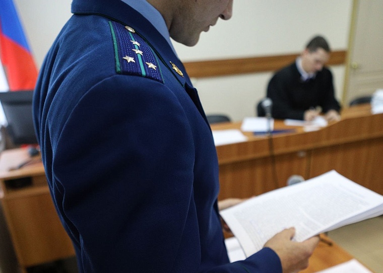 На Ямале многодетная семья осталась на улице с долгом в 15 миллионов рублей